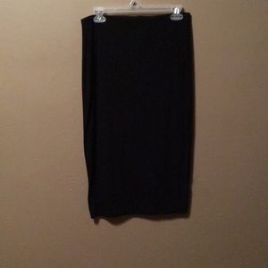 Slightly below the knee length pencil maxi skirt